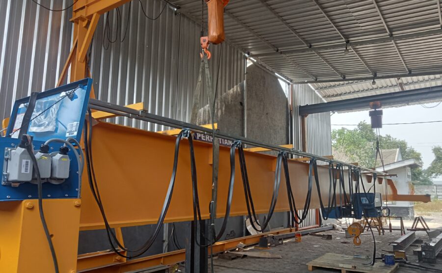 Shoptest Overhead Crane PT. BERKAT KARUNIA METALINDO