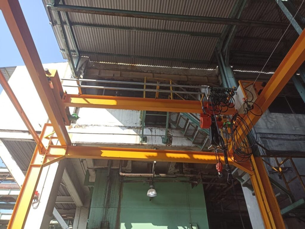 DNN PILLAR - PT. SARANA HEBAT ENERGI - Fabrikasi & Instalasi Free Standing Crane dan Overhead Crane 2Ton Hitachi Hoist di PT. AJINOMOTO INDONESIA - 1