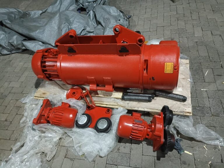 DNN-PILLAR-DNN-PILLAR-Workshop-Fabrikasi-Instalasi-Overhead-Crane-10T-1.jpeg
